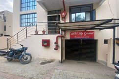 Hotel Lily Grand I Luxury Rooms I Near BHU & Assi Ghat