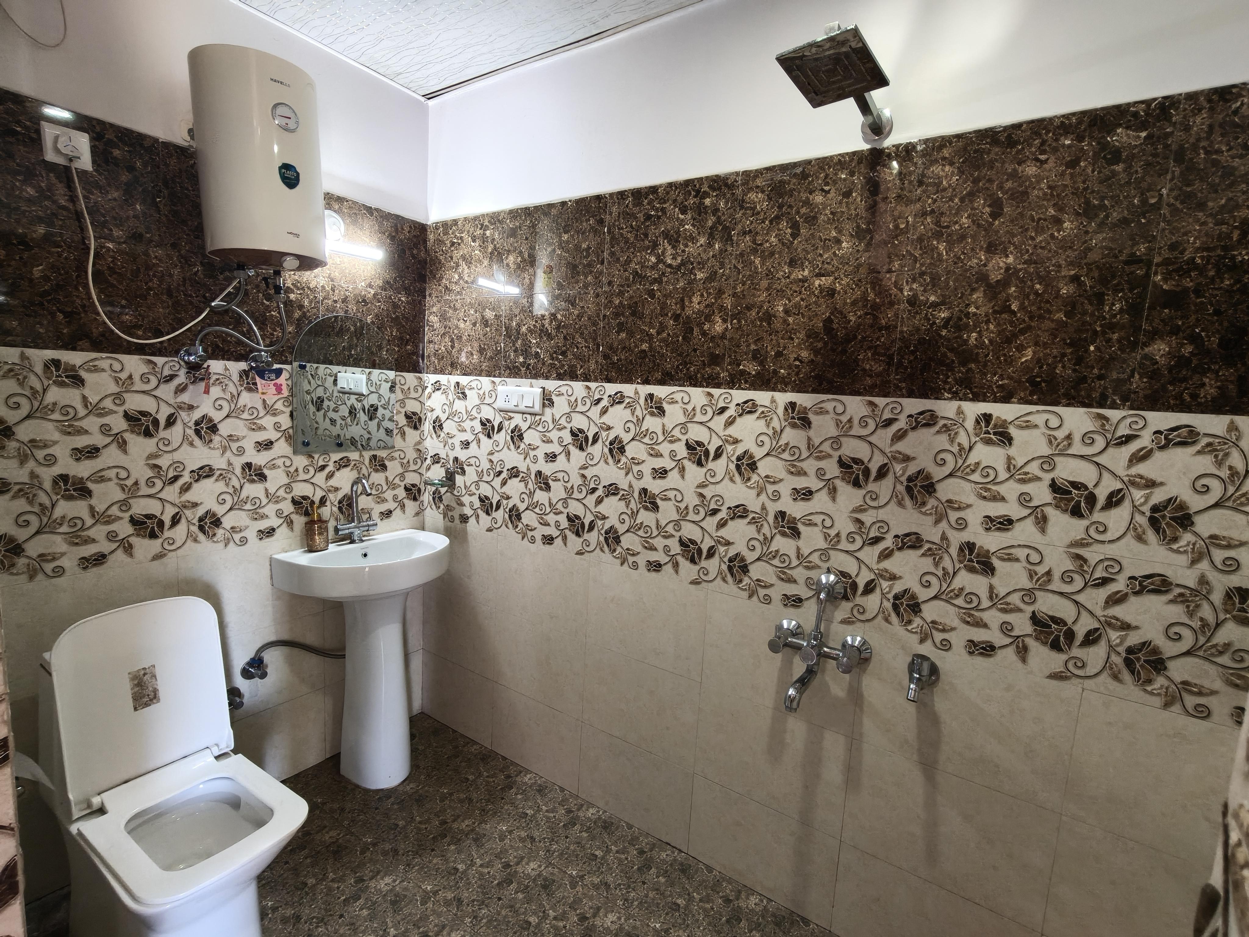 Do Baati Homestay & Restaurant - Tap to explore photos