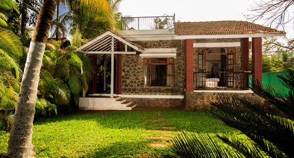 SIDZ Cottage | Villas & Bungalow Room Type - 2BHK Bungalow