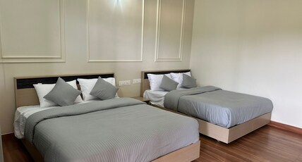 Royal-inn Room Type - Deluxe room