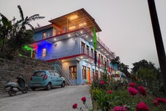 Radha Gopal Royal Kausani