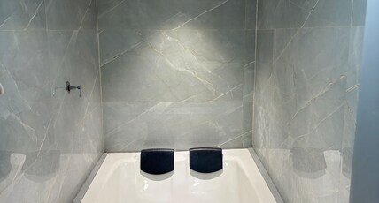 Hotel Pravish Sky Room Type - Couple Room With Bathtub