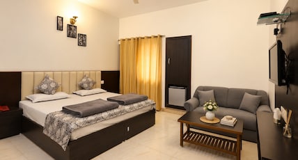Hotel Moksha (500m From Ram Jhula) Room Type - Executive Suite with Balcony Hotel Moksha (500m From Ram Jhula) Room Type - Executive Suite with Balcony