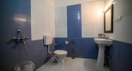 Hotel Golden Routes Room Type - Standard Double or Twin Room