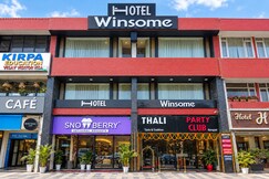 Address of Hotel Winsome
