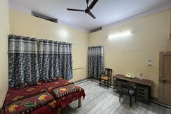 Vishwa Deva Home Stay