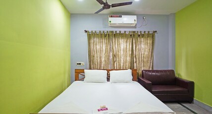 Whispering Woods Inn Room Type - AC DELUXE ROOM