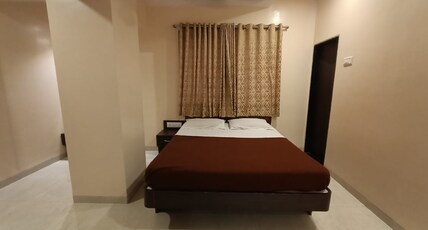 Girija Payyade Hotel Room Type - AC Room (MINIMUM AGE FOR CHECK IN IS 21 YEARS)