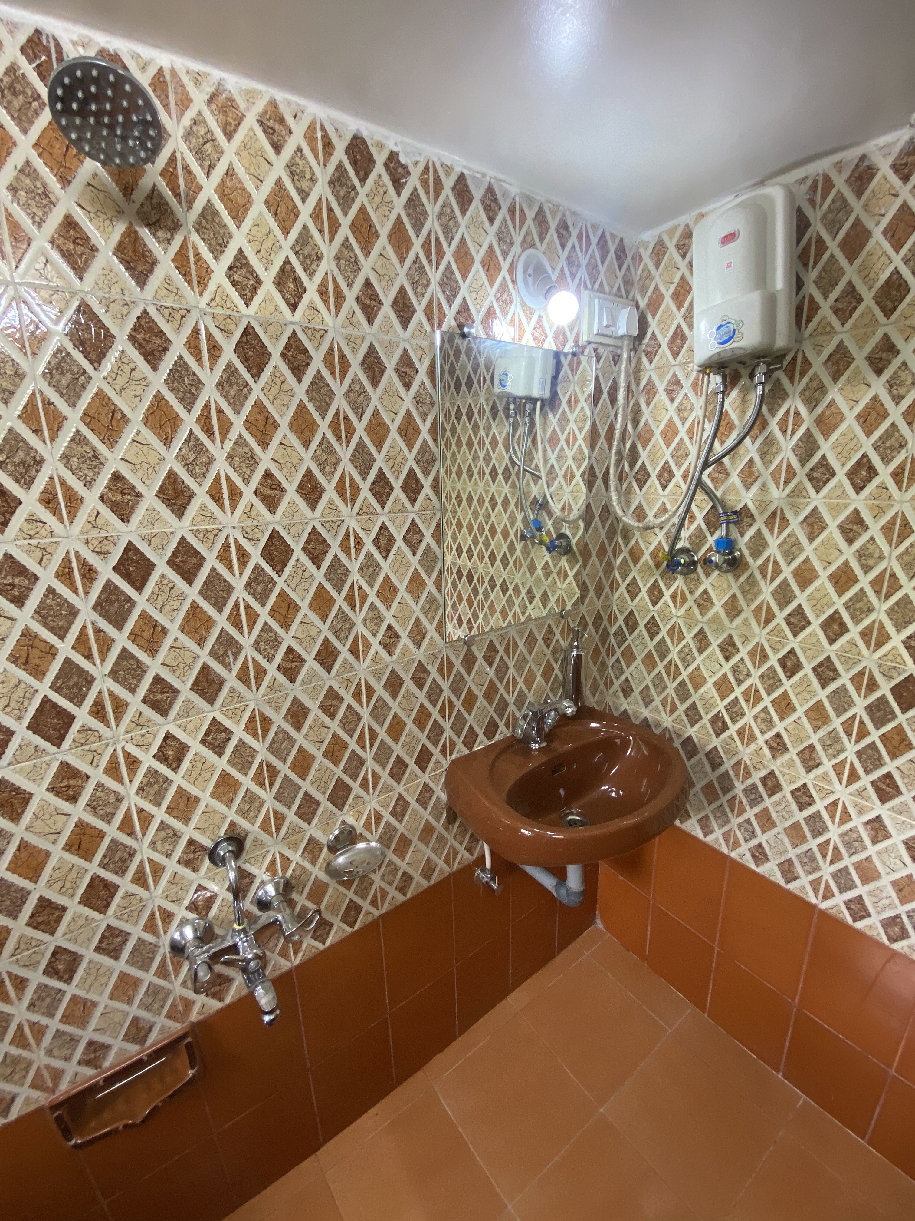HOLIDAYFUNDA Homestay Baga Bungalow - Tap to explore photos