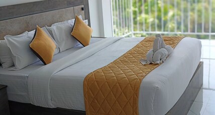 All-Qasr Room Type - Deluxe Room AC