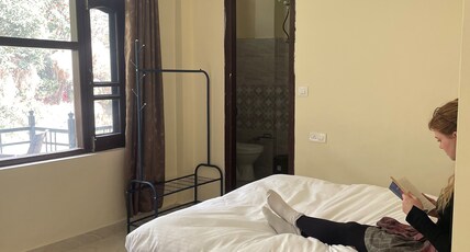 Soma House Dharamkot Room Type - Deluxe queen room