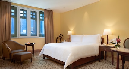 The Fullerton Hotel Singapore Room Type - Straits Club Heritage Room The Fullerton Hotel Singapore Room Type - Straits Club Heritage Room