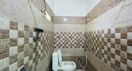 HOTEL JHARI PALACE Room Type - ECONOMY  NON AC
