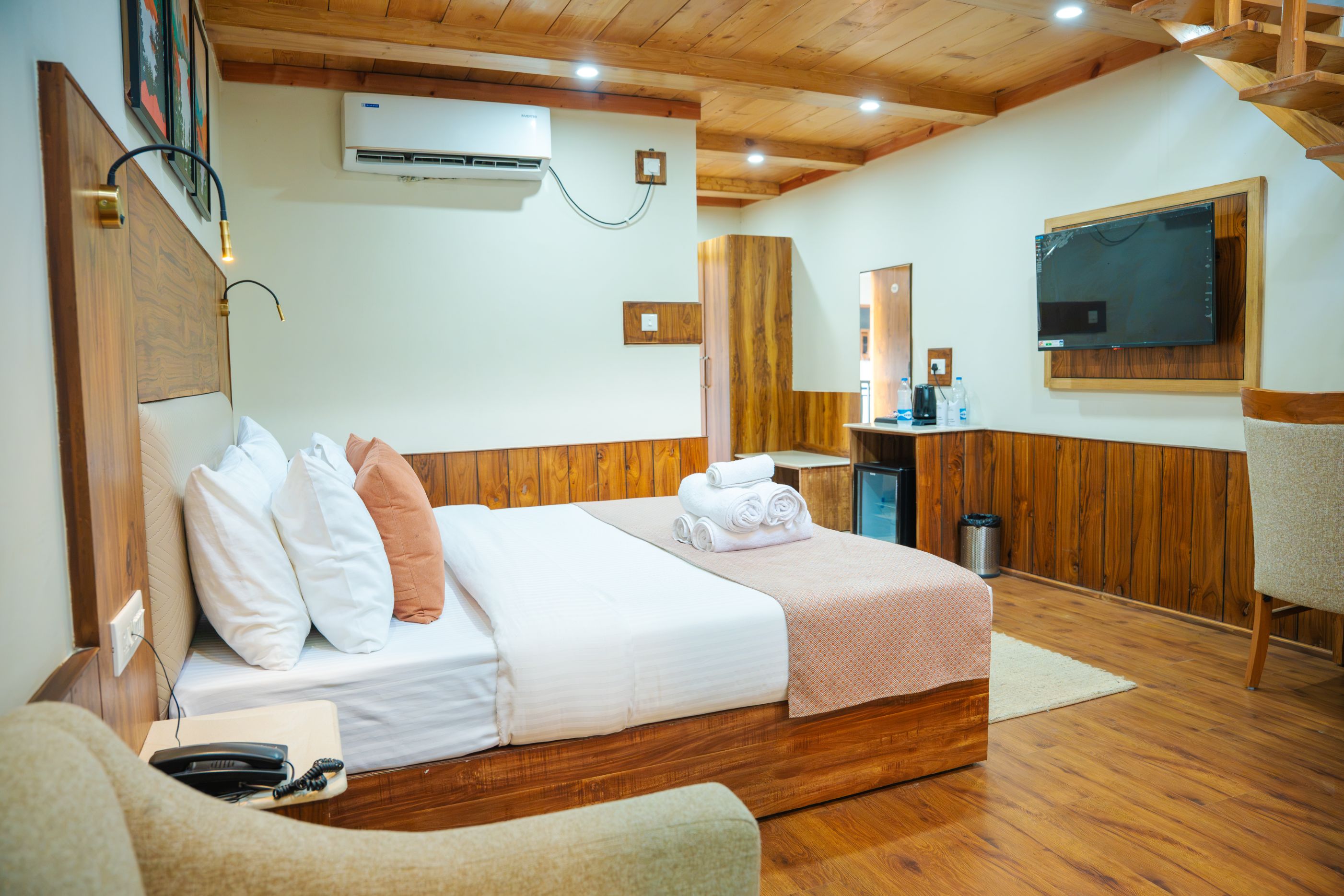 North Deodar Resort Kasol - Tap to explore photos
