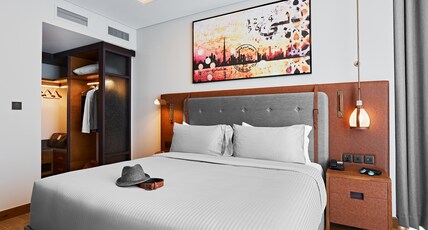 Barcelo Business Bay Room Type - Suite