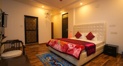 Hotel The Village Residency Room Type - Super Deluxe