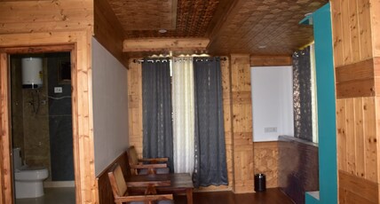 Serenity Home Stay Room Type - Deluxe Room With Balcony