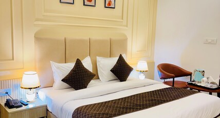 Hotel Classic Crowne Near Yashobhoomi Centre Dwarka Room Type - Deluxe Room