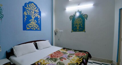 Hotel Sachdeva Palace Room Type - Deluxe AC Room