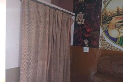 Jaishree hotel