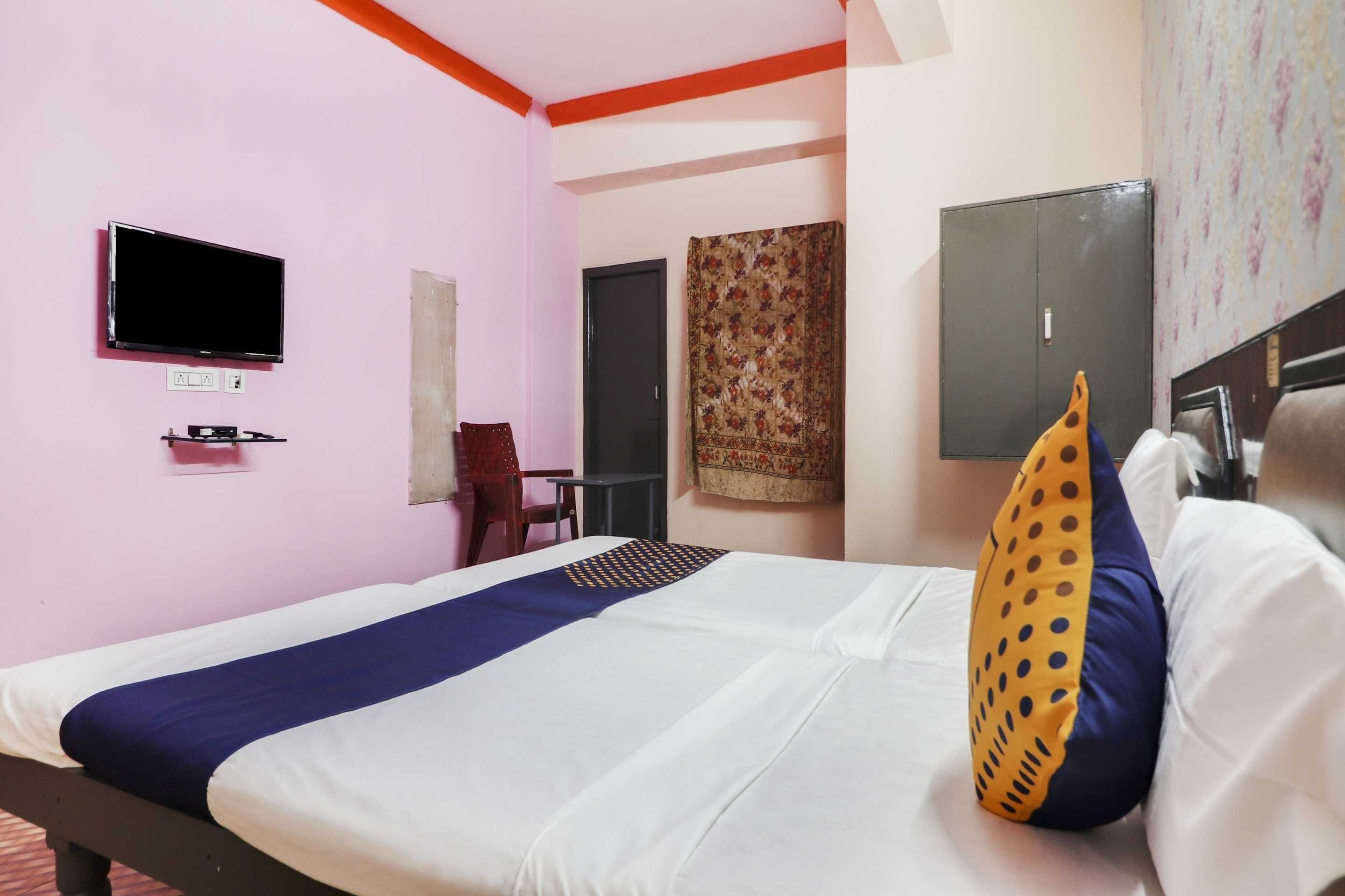 Hotel O 74966 Shree Amardeep Hotel - Tap to explore photos