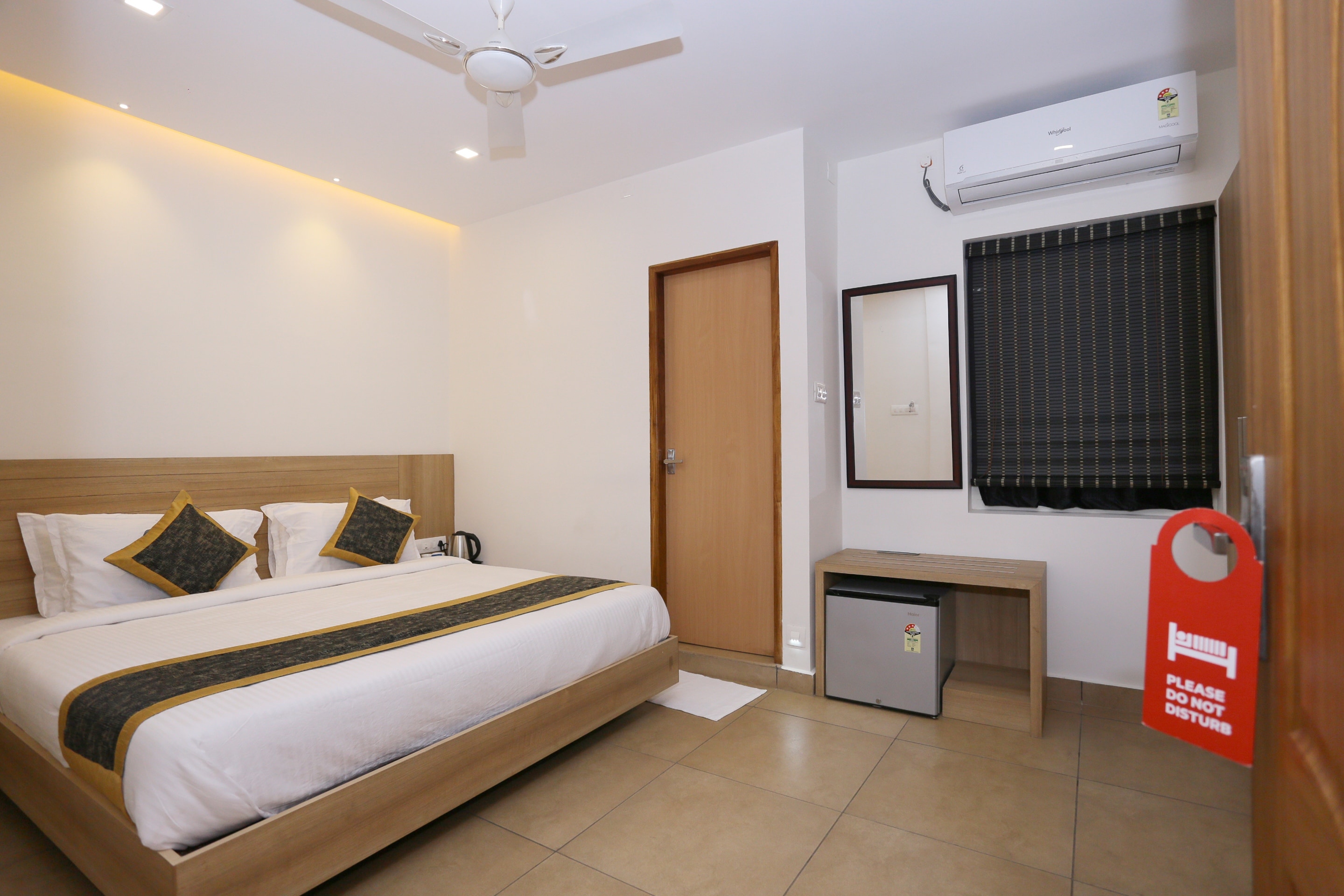 HOTEL APSARA - Tap to explore photos