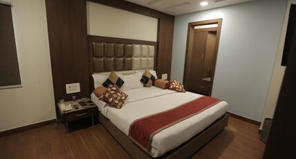 Hotel Maharaja Room Type - Suite Room