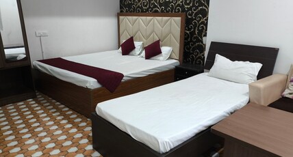 Hotel Vidyashankar Inn Room Type - Triple Room AC