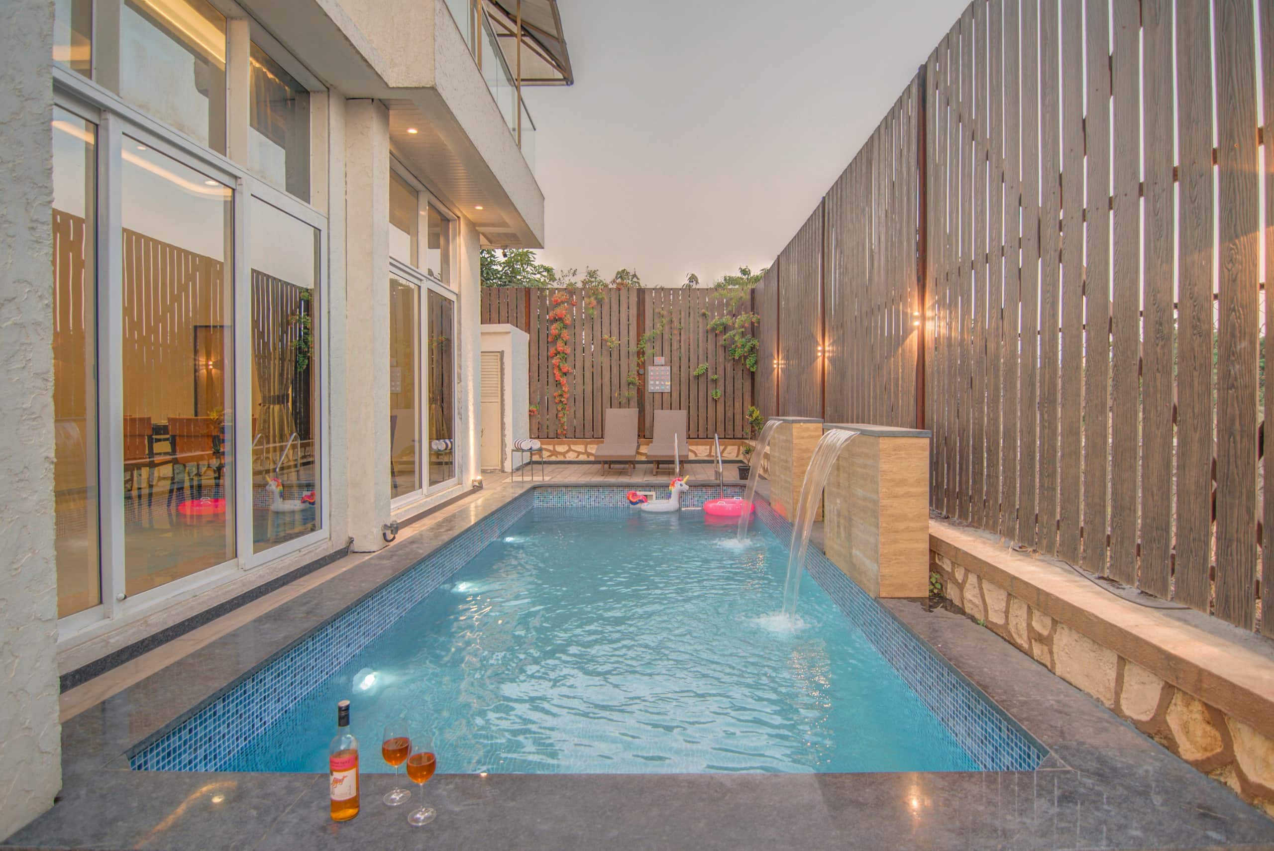 Coral I 5 BHK PVT POOL By Seven Sands - Tap to explore photos