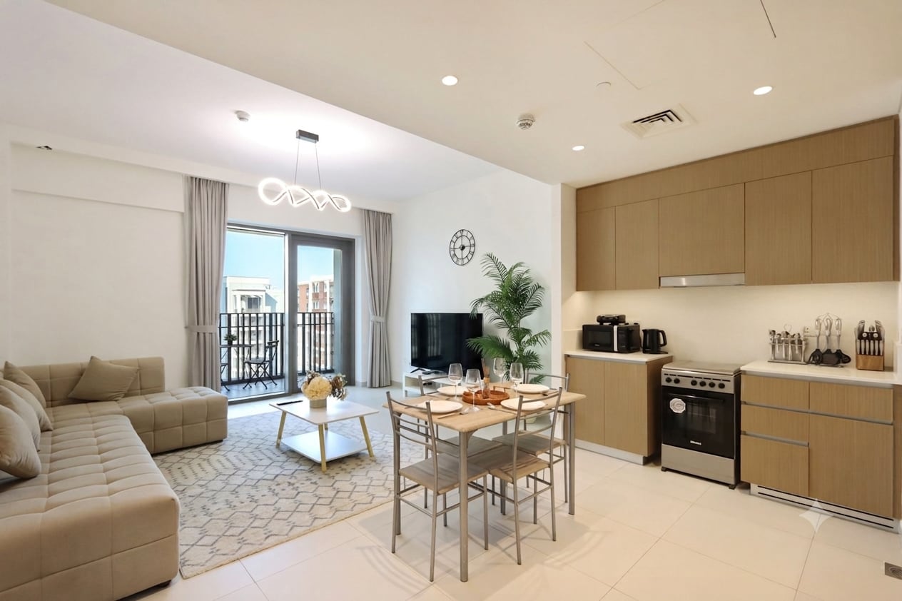 ELIVAAS Curated Cozy 2BR | Walk to Creek Marina & Beach - Tap to explore photos