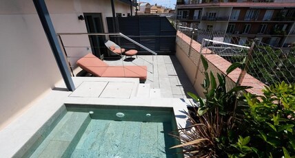 Catalonia Eixample 1864 Room Type - Deluxe Room with Private Pool