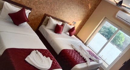 JPD Residency Room Type - Family 3 Bed