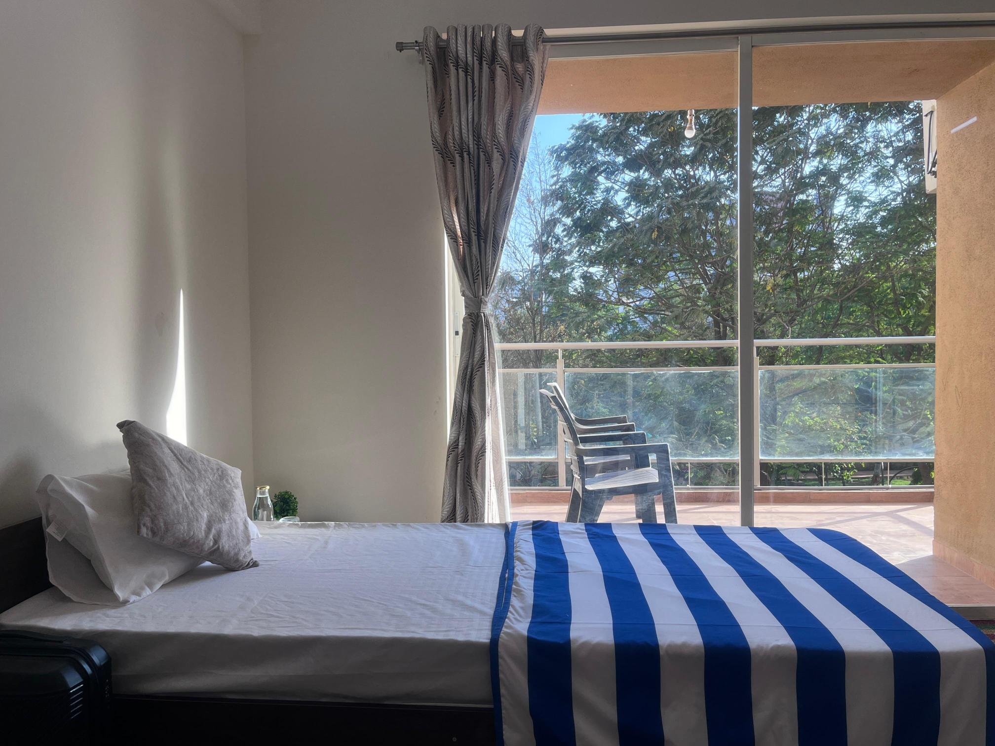 Praj Guest House- Pune - Tap to explore photos