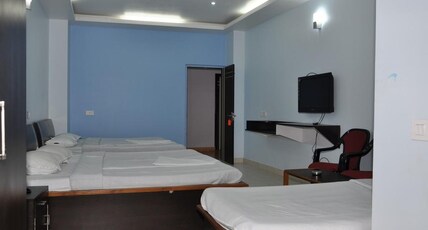Hotel Barbareek Inn Room Type - five beded room