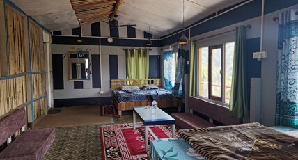 Pine Valley Binsar Room Type - Family Room with 2 Double Beds