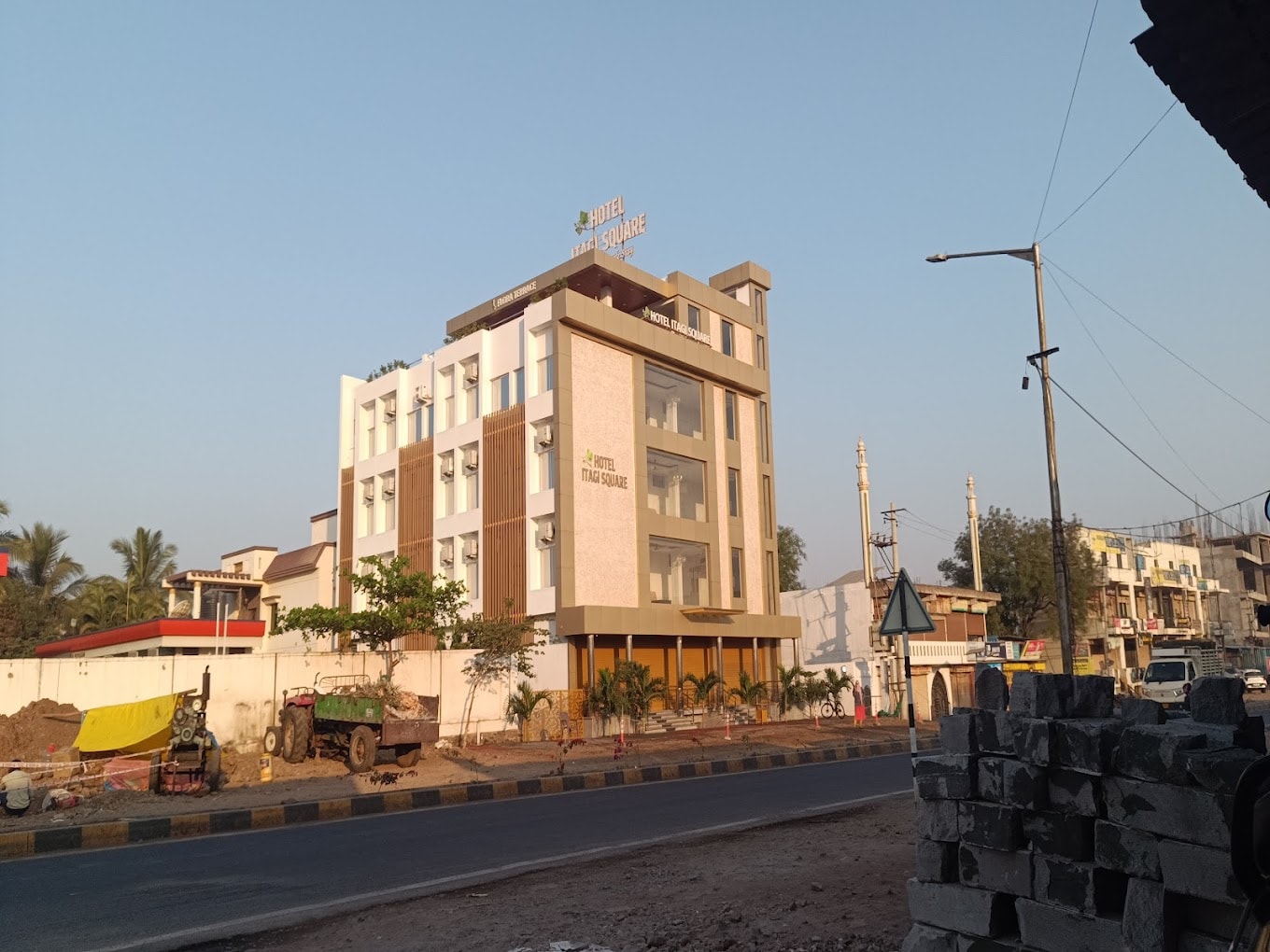 Hotel Itagi Square, Bijapur - Tap to explore photos