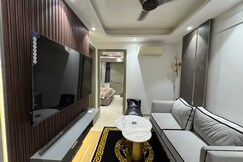 Artisan Abode | Luxury Studio Saket