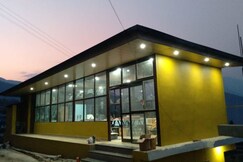 Om Retreats by StayApart