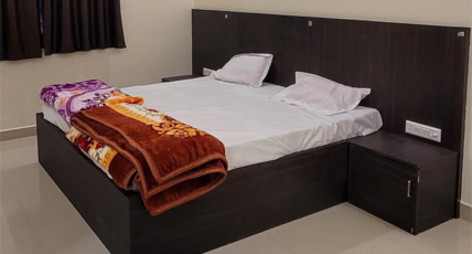 HOTEL SHRI KAILASH MANASAROVAR Room Type - Delux