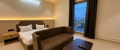 Hotel River Front