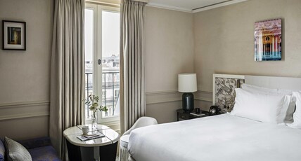 Sofitel Le Scribe Paris Opera Room Type - SUPERIOR ROOM, 1 Queen Size Bed, Courtyard View Sofitel Le Scribe Paris Opera Room Type - SUPERIOR ROOM, 1 Queen Size Bed, Courtyard View