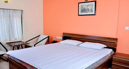 French Avenue Room Type - Super Deluxe