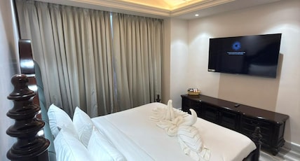 Vetiver Grand Room Type - Suite Room Pool Facing Vetiver Grand Room Type - Suite Room Pool Facing