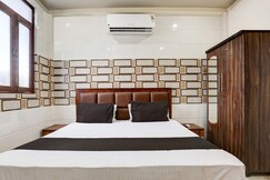Hotel O M R Galaxy