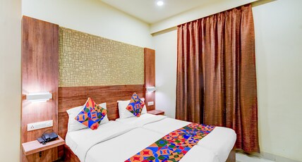 FabHotel Arastu Plaza - Nr. Nampally Railway Station Room Type - Premium Room FabHotel Arastu Plaza - Nr. Nampally Railway Station Room Type - Premium Room