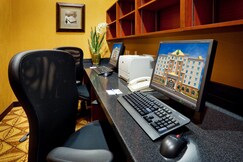 Holiday Inn Express & Suites CLARINGTON - BOWMANVILLE