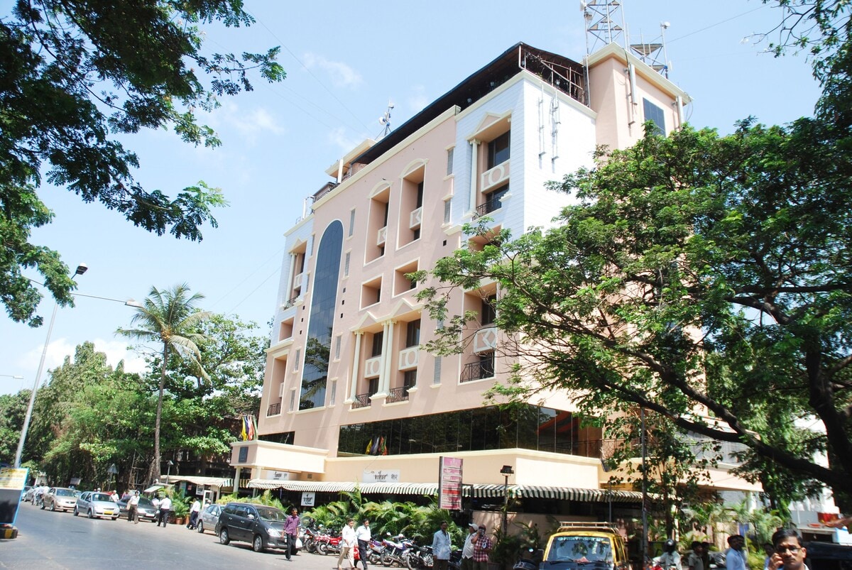 Tunga International Hotel - Tap to explore photos