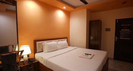 Hotel Blissful Room Type - Deluxe Room Hotel Blissful Room Type - Deluxe Room