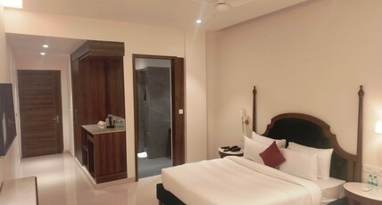 Saanwara Room Type - EXECUTIVE ROOM