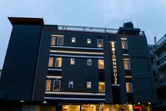 Super Townhouse Derawal Nagar